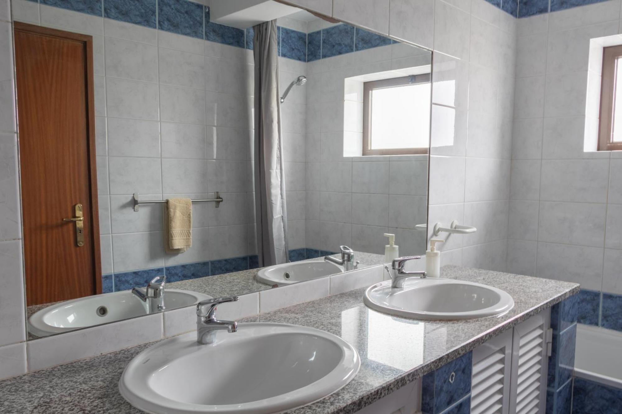 Blife Ricardya Private Rooms Faro Exterior foto